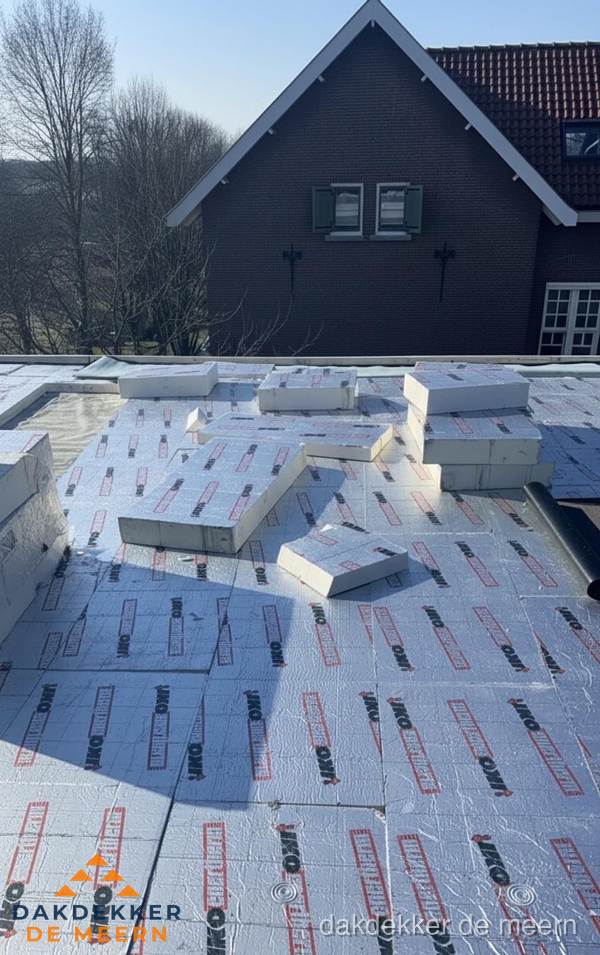 IKO PIR isolatieplaten op plat dak in De Meern